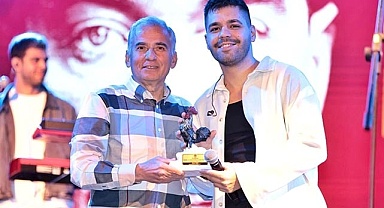 99. YIL GURURU MEYDANLARDA