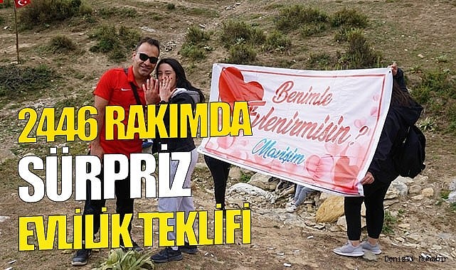 Genç antrenörden 2446 rakımda sürpriz evlilik teklifi