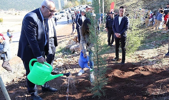 Çameli’nde fidanlar toprakla buluştu