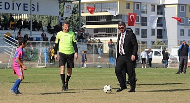 Denizlispor Başkanı Uz çocuk yetenekleri yalnız bırakmadı