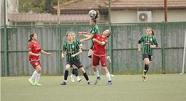 Horozkent’in kızları puan ile dönüyor