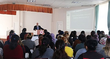 Kadın hükümlülere cumhuriyet anlatıldı