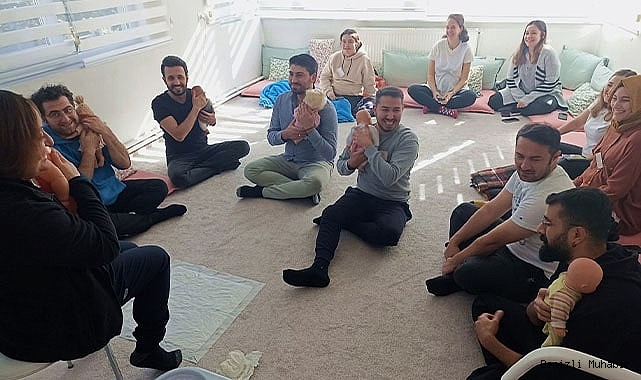 Babalar Doğum Eğitimi Almalı