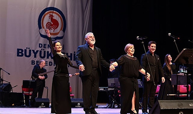 Barış Manço ve Cem Karaca eserleri ile anıldı