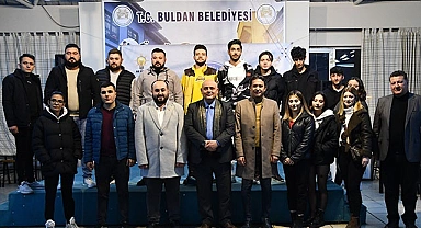 Başkan Şevik, üniversiteli öğrencilerle buluştu