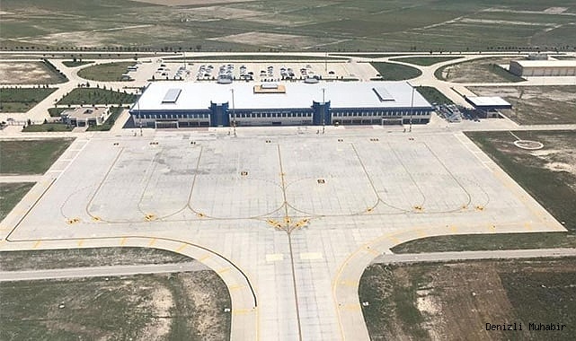 Çardak Havalimanı’ndan 30 bin yolcu uçtu