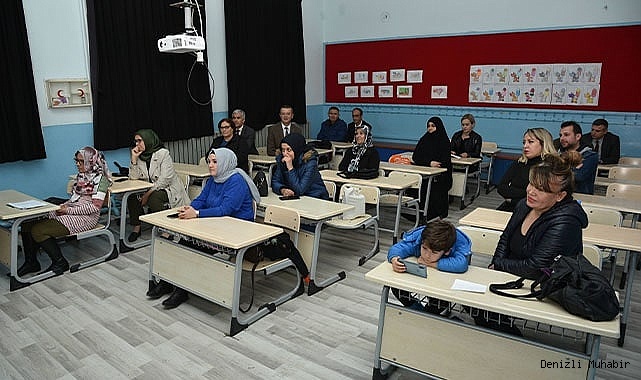 Denizli’de Aile Okulu Projesinde 10 Bin Aileye Eğitim Verildi