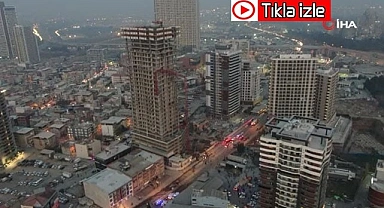 İzmir'de kule vinç devrildi: 5 ölü, 2 yaralı