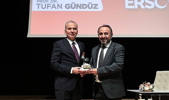 Prof. Dr. Tufan Gündüz, İstiklal Şairi Mehmet Akif Ersoy’u anlattı