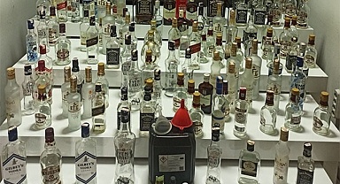 Yılbaşı öncesi piyasaya kaçak alkol sürmeye çalışan 8 şüpheli yakalandı