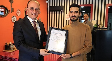 2023 YILININ İLK RUHSATINI BAŞKAN ÖRKİ TESLİM ETTİ