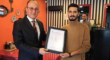 2023 YILININ İLK RUHSATINI BAŞKAN ÖRKİ TESLİM ETTİ