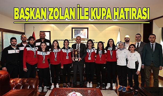 Avrupa Golden Lig sevincini Başkan Zolan ile paylaştılar
