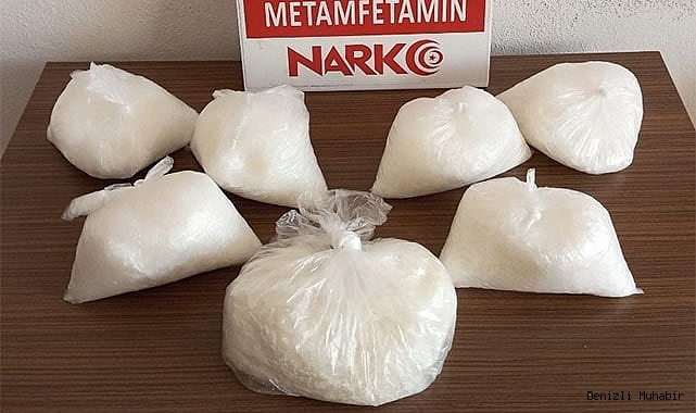 Denizli’de tacirlere darbe; kilolarca uyuşturucuyla yakalandılar