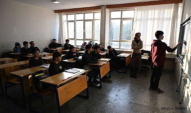 Eğitime devam edemeyen öğrenciler tekrar okullarına kavuşuyor