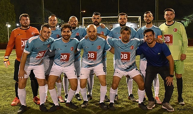 FİNALİN ADI DENİZ TEKSTİL İPLİK-ÖRGÜ ve BAHAR TEKSTİL OLDU