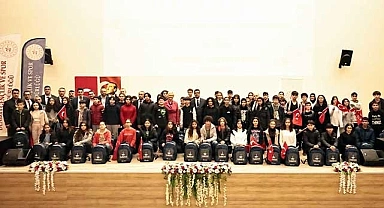 GELECEĞİN ŞAMPİYONLARI SPOR MALZEMELERİNE KAVUŞTU
