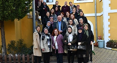 Makedon göçmeni kadınlar Buldan’a hayran kaldı.