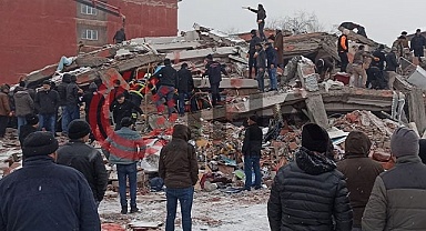 AFAD: Can kaybı sayısı 2921'e yükseldi