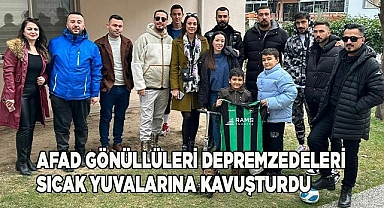 Afad gönüllüleri depremzedeleri sıcak yuvalarına kavuşturdu