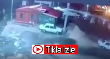 Deprem anı kamerada: Araçlar beşik gibi sallandı