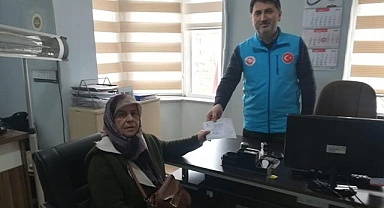 Hac için biriktirdiği paraları depremzedelere bağışladı