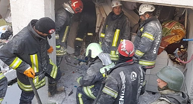 Küçük kızı depremden 56 saat sonra kurtardılar