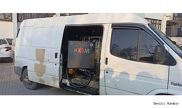 Litrelerce kaçak akaryakıtla yakalandılar