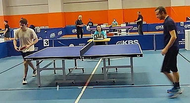 ÇOK AMAÇLI SPOR SALONUNDA MASA TENİSİ ŞAMPİYONASI