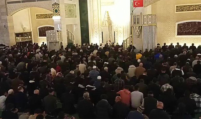 Denizli'de Berat Kandili dualarla idrak edildi