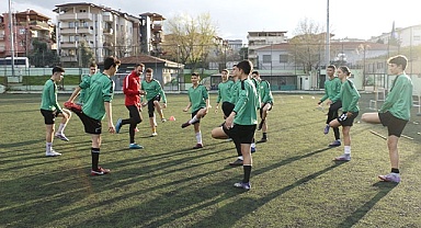 Genç horozlar, U15’de ligi galibiyetle kapatmak istiyor