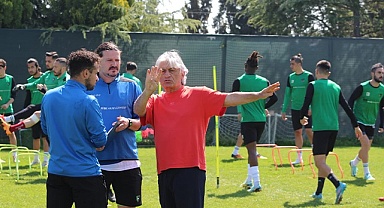 Kemal Kılıç,  takımla  ilk anremanına çıktı