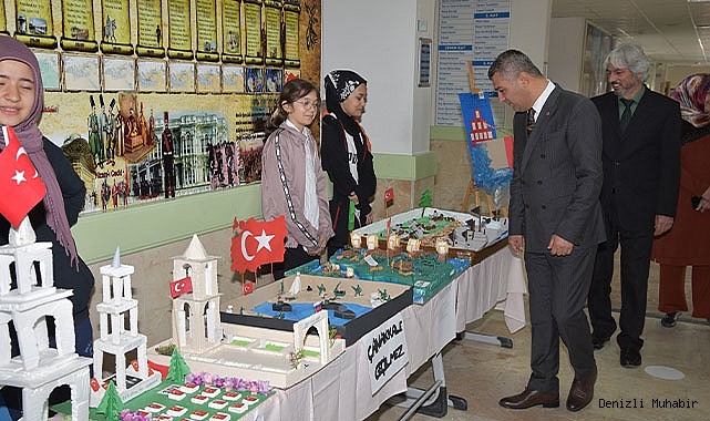 Öğrenciler Çanakkale Zaferini sergiyle anlattı
