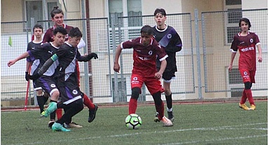 U 14 ŞAMPİYONLARI DENİZLİ’YE GELİYOR