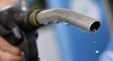 Yarından itibaren motorine indirim bekleniyor