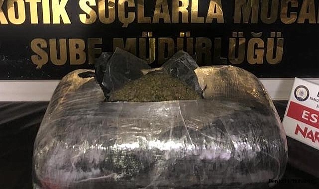 Zehir tacirleri eş zamanlı operasyonlarla yakalandı