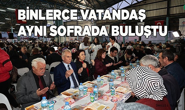 Büyükşehir'in iftar sofrası Anafartalar'da
