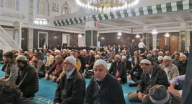 Denizli’de 3 bin kişi Kadir Gecesini birlikte idrak etti