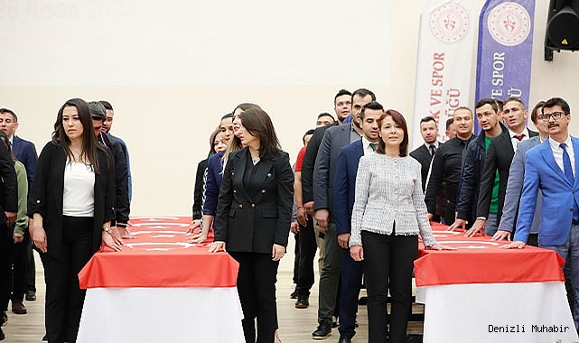 GENÇLİK SPORDA SÖZLEŞMELİLER YEMİN ETTİ