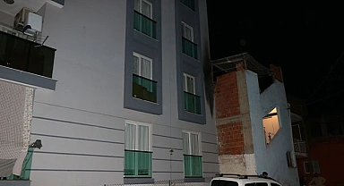 İzmir’de alkollü şahıs eski sevgilisinin evine molotof attı