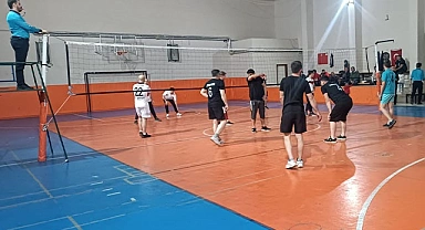 BOZKURT'TA VOLEYBOL TURNUVASI BAŞLADI