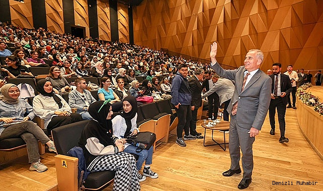 Büyükşehir’le Gençlik Buluşmaları’nda Gri Koç rüzgarı