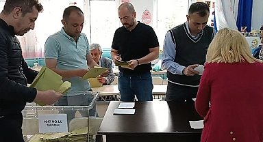 Denizli’de oy sayım işlemleri devam ediyor