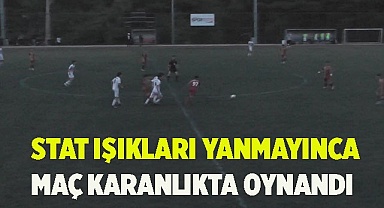 Stat ışıkları yanmayınca maç karanlıkta oynandı