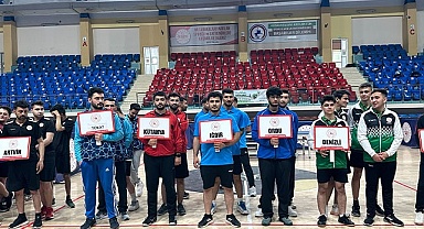 Yurtlar arası masa tenisi turnuvası başladı