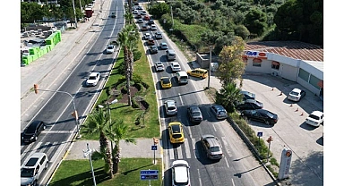 Adaya bir günde 40 binden fazla araç giriş yaptı