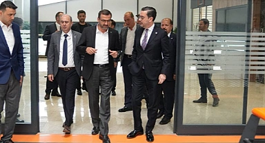 Başkan Kasapoğlu ve Beraberindeki Heyet Konya Model Fabrikaya Ziyaret Gerçekleştirdi