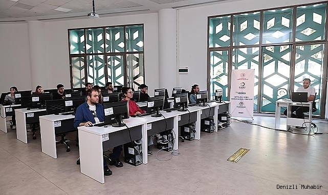 Gençler dijital dünyaya ilk adımlarını attı