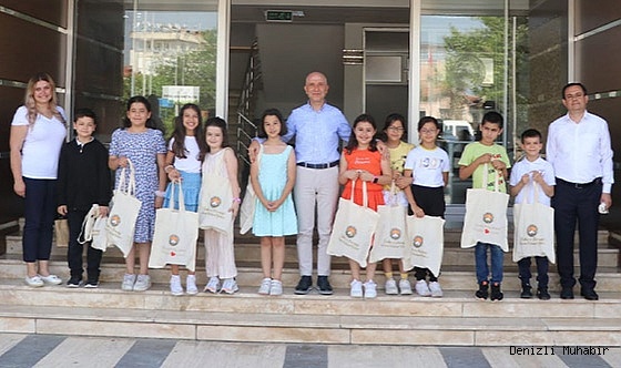 Minik yazarlar ve şairlerden Başkan Özbaş’a ziyaret