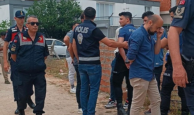 Tartıştığı amcasına kurşun yağdırdı